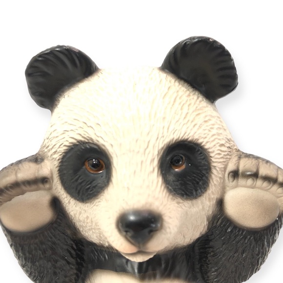 Vintage Japan Harvey Knox Kingdom Ceramic Figurine Panda Bear ~6” H615B83 - Picture 5 of 10